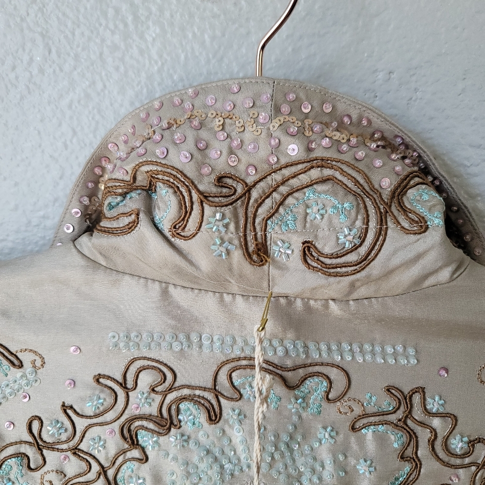 Johnny Was Biya Beaded Embroidery Silk Midi Jacket Size Medium Color Pebble NWT - Picture 12 of 16